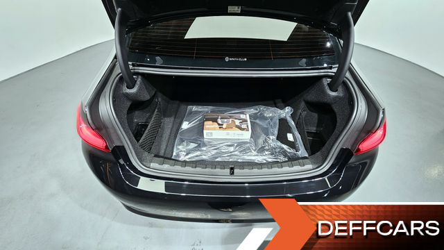 BMW 3-SERIES 320i Luxury купить на сайте DeffCars