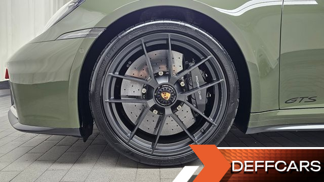 Porsche 911 Carrera 4 GTS Cabriolet купить на сайте DeffCars