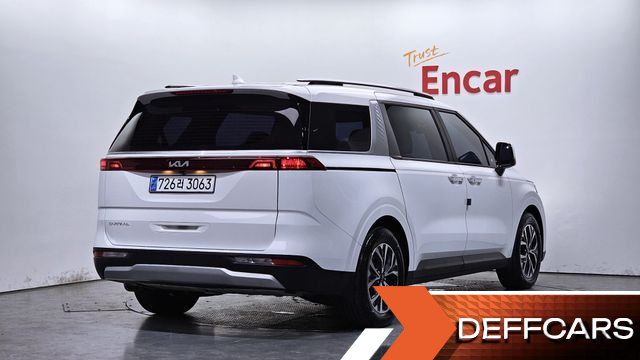 Kia CARNIVAL Gasoline 11-Seater Prestige купить на сайте DeffCars