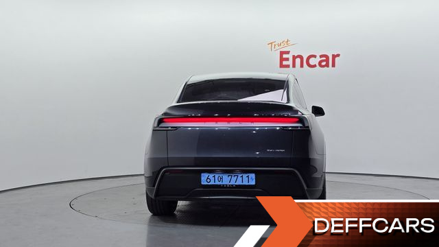 Tesla MODEL Y Long Range AWD купить на сайте DeffCars