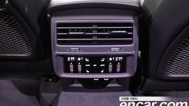 Audi Q7 55 TFSI Quattro Premium купить на сайте DeffCars