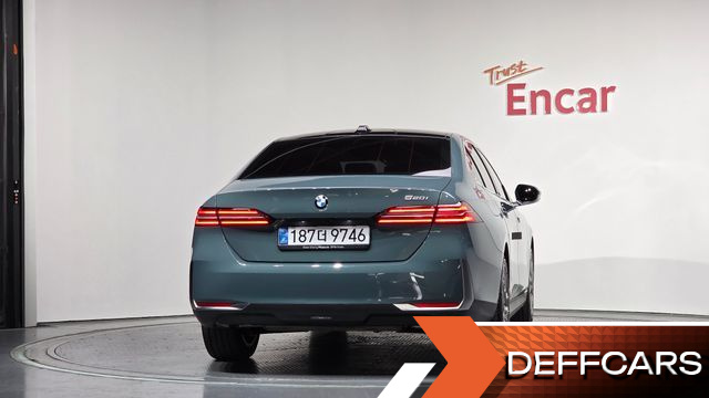 BMW 5-SERIES 520i купить на сайте DeffCars