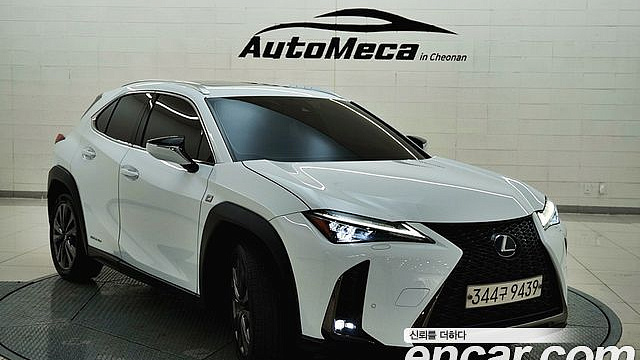 Lexus UX 2.0 F-Sport 2WD купить на сайте DeffCars