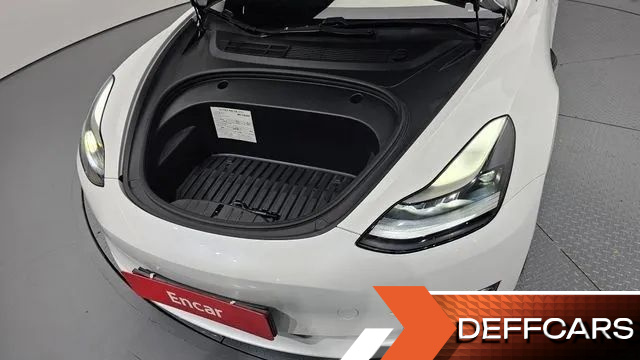 Tesla MODEL 3 Long Range AWD купить на сайте DeffCars