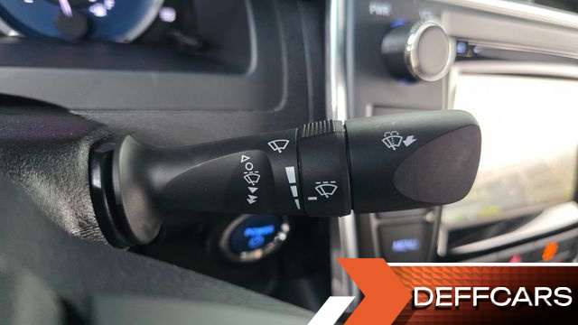 Toyota CAMRY Hybrid XLE купить на сайте DeffCars