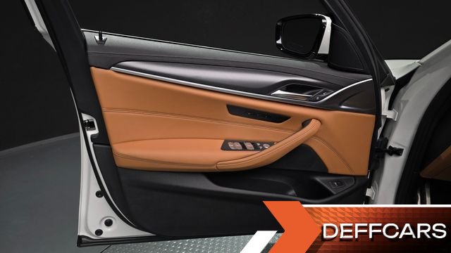 BMW 5-SERIES 520i M Sport купить на сайте DeffCars