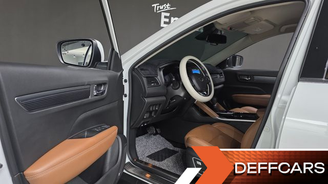 Renault-KoreaSamsung QM6 2.0 GDe RE Signature 2WD купить на сайте DeffCars