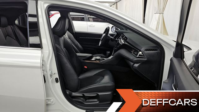 Toyota CAMRY 2.5 купить на сайте DeffCars