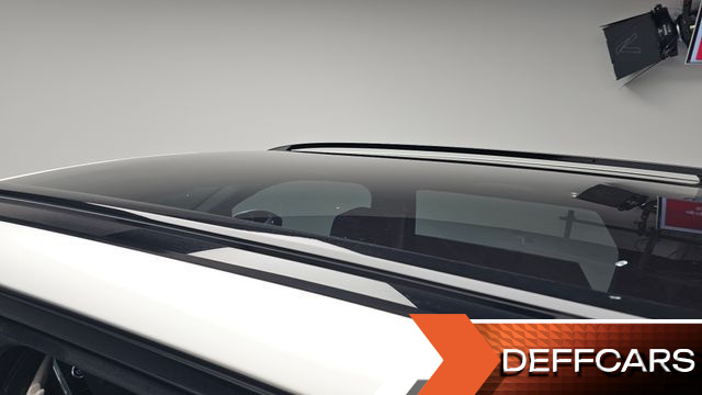 Land Rover DISCOVERY SPORT P250 SE купить на сайте DeffCars