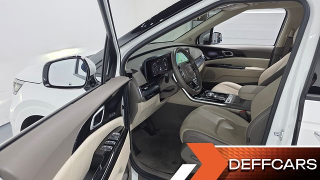 Kia CARNIVAL Gasoline 7-Seater Hi-Limousine Signature купить на сайте DeffCars