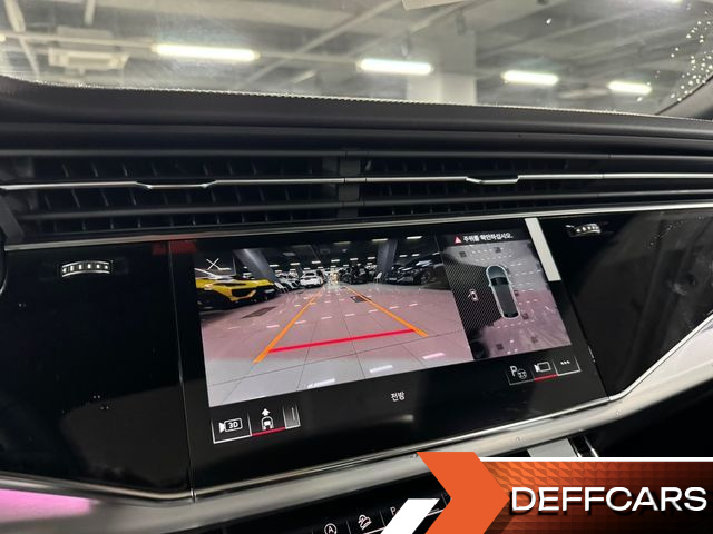 Audi Q8 55 TFSI Quattro Premium купить на сайте DeffCars