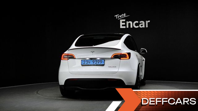 Tesla MODEL Y Performance AWD купить на сайте DeffCars