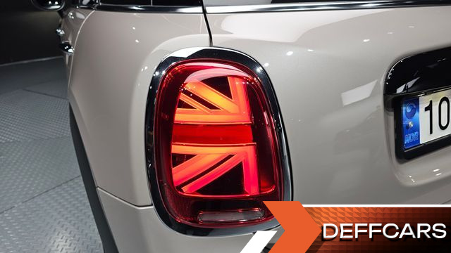 Mini COOPER 5Door Classic Third Generation купить на сайте DeffCars