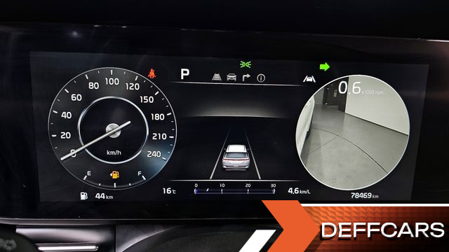 Kia CARNIVAL Gasoline 9-Seater Signature купить на сайте DeffCars