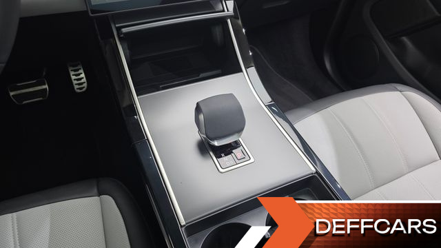 Land Rover RANGE ROVER EVOQUE P250 Dynamic SE купить на сайте DeffCars