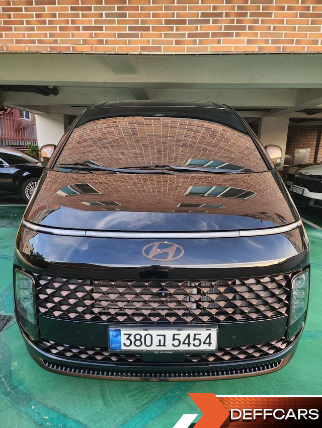 Hyundai STARIA 4WD Lounge 7-Seater Inspiration купить на сайте DeffCars