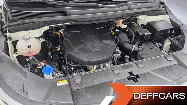 Kia CARNIVAL 9-Seater Prestige купить на сайте DeffCars