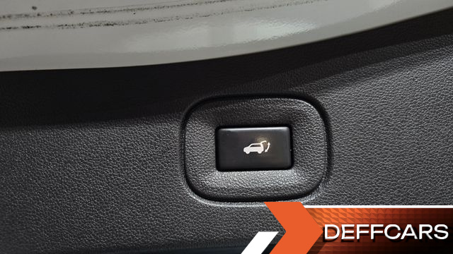 Renault-KoreaSamsung QM6 2.0 GDe RE Signature 2WD купить на сайте DeffCars