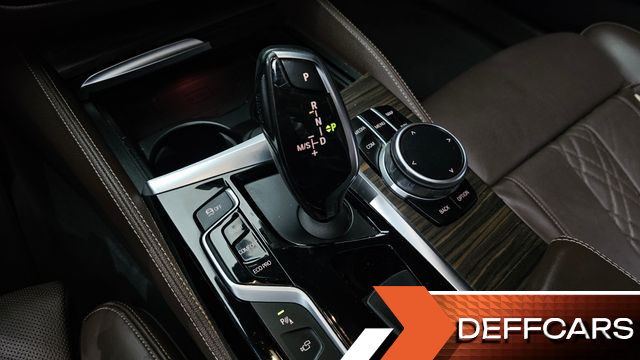 BMW 5-SERIES 530i M Sport Package Plus купить на сайте DeffCars
