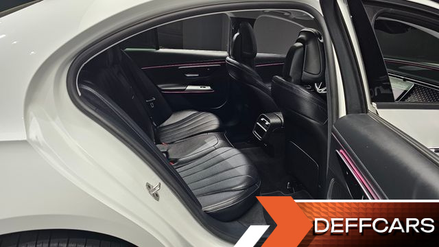 Mercedes E-CLASS E220d 4MATIC Exclusive купить на сайте DeffCars