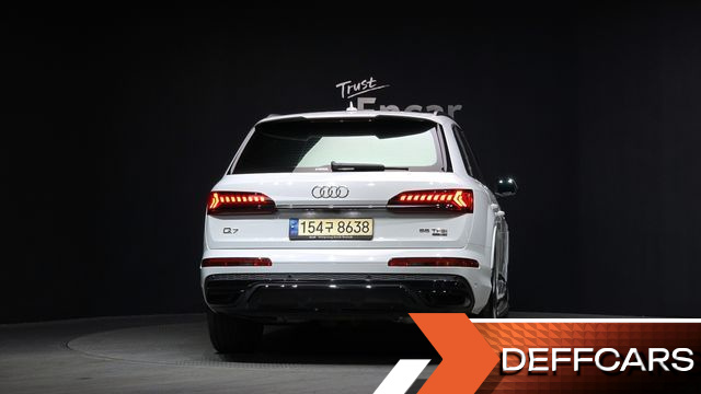 Audi Q7 55 TFSI Quattro Premium купить на сайте DeffCars