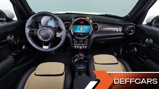 Mini COOPER 5Door Resolute Edition 3rd Gen купить на сайте DeffCars