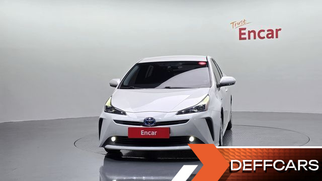 Toyota PRIUS 1.8 купить на сайте DeffCars