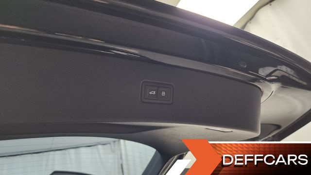 Audi Q7 55 TFSI Quattro Premium купить на сайте DeffCars