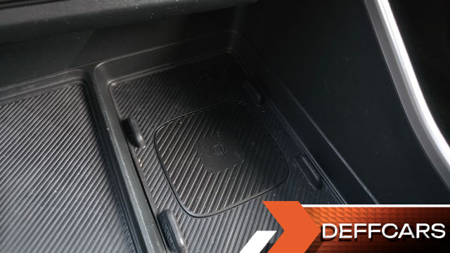 Kia CARNIVAL Gasoline 9-Seater Prestige купить на сайте DeffCars