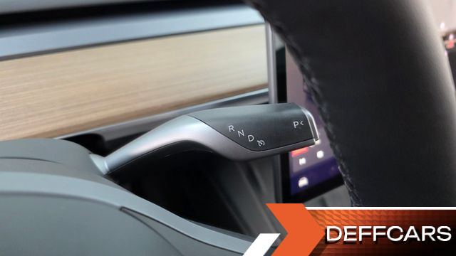 Tesla MODEL Y RWD купить на сайте DeffCars
