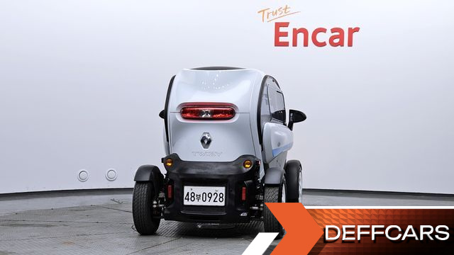 Renault-KoreaSamsung TWIZY Life(2-Seater) купить на сайте DeffCars