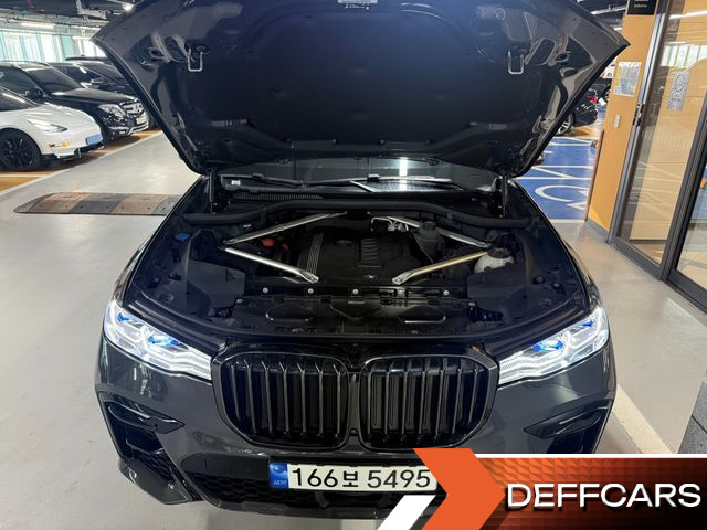 BMW X7 xDrive 40i M Sport Online Exclusive Edition 6 Seater купить на сайте DeffCars