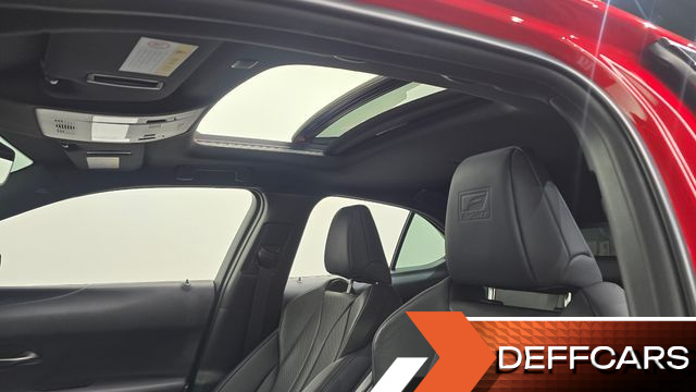 Lexus UX 2.0 F-Sport 2WD купить на сайте DeffCars