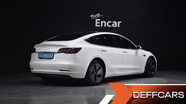 Tesla MODEL 3 Long Range AWD купить на сайте DeffCars