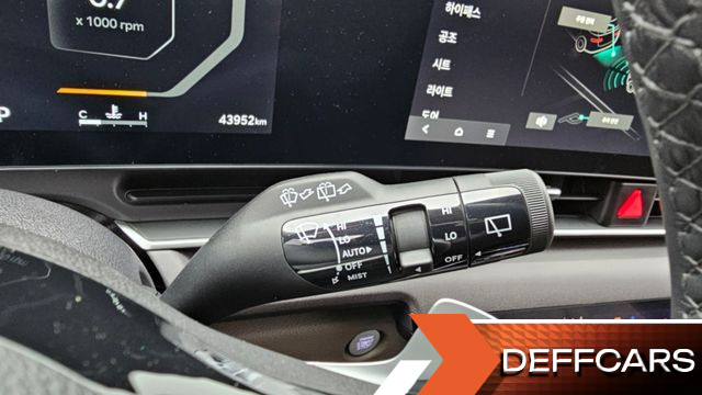 Kia CARNIVAL 9-Seater Prestige купить на сайте DeffCars