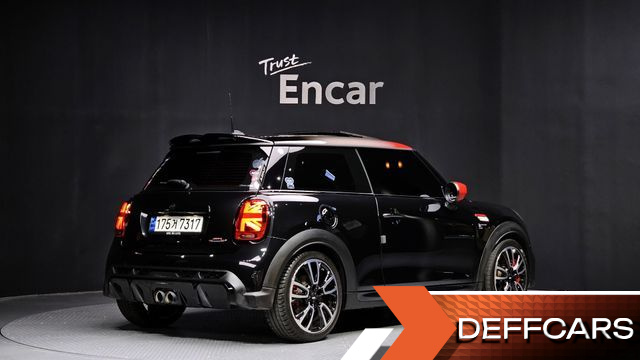 Mini COOPER JCW Pat Moss Edition 3rd купить на сайте DeffCars