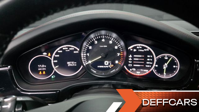 Porsche PANAMERA 2.9 AWD E-Hybrid Platinum Edition купить на сайте DeffCars