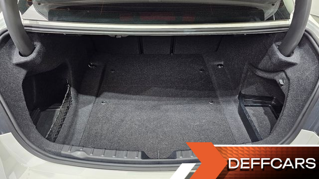 BMW 3-SERIES 320i M Sport купить на сайте DeffCars
