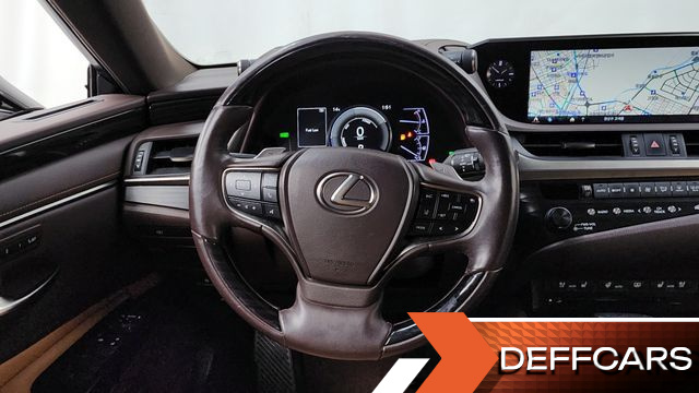 Lexus ES Luxury Plus купить на сайте DeffCars