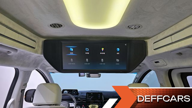 Hyundai STARIA 4WD Lounge 9-Seater Limousine купить на сайте DeffCars