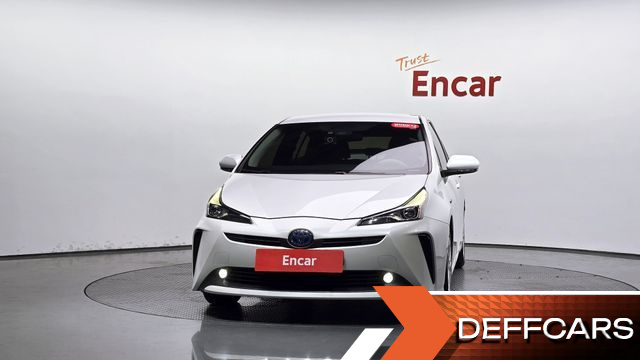 Toyota PRIUS 1.8 купить на сайте DeffCars