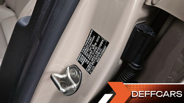 Porsche TAYCAN 4S купить на сайте DeffCars