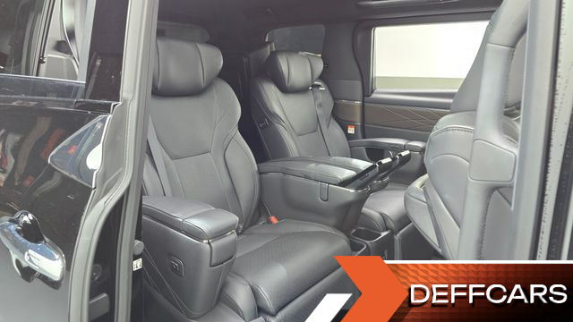 Toyota ALPHARD 2.5 HEV Executive AWD купить на сайте DeffCars