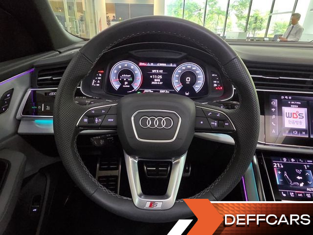 Audi Q8 55 TFSI Quattro Premium купить на сайте DeffCars