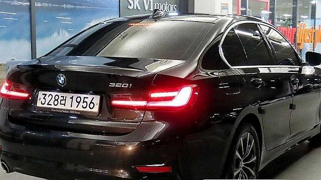 BMW 3-SERIES 320i купить на сайте DeffCars