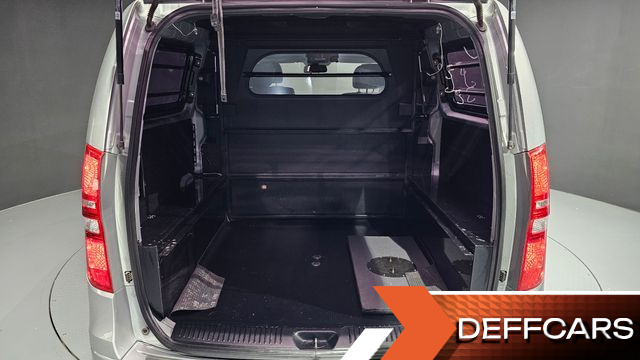 Hyundai STAREX 5-Seater VAN Modern купить на сайте DeffCars
