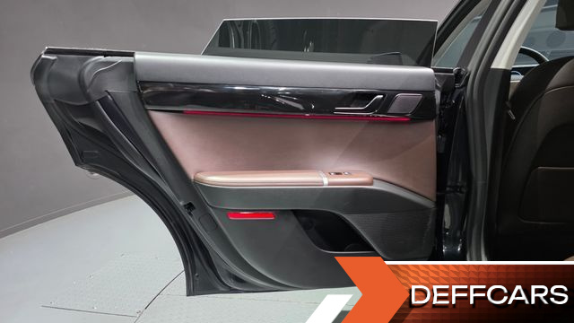 Hyundai GRANDEUR 2,5 Gasoline 2WD Premium купить на сайте DeffCars