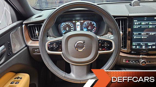 Volvo XC60 B5 Inscription купить на сайте DeffCars