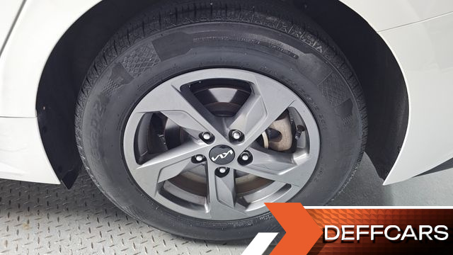 Kia K5 2.0 LPI(Renter car) Strandard купить на сайте DeffCars