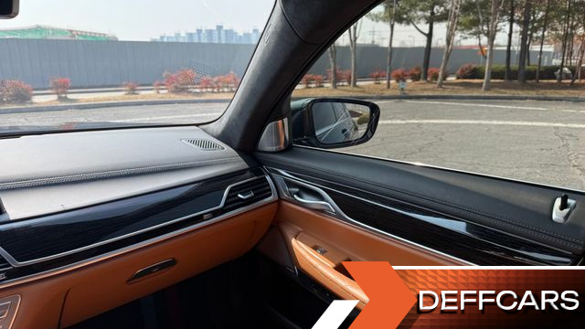 BMW 7-SERIES 730d xDrive M Sport купить на сайте DeffCars